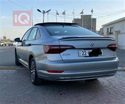 ڤۆڵکسواگن جێتا